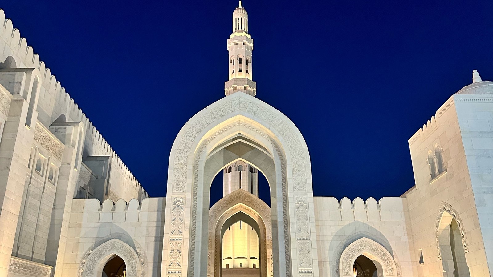 Oman — grand mosque and heritage with Allway Tour
