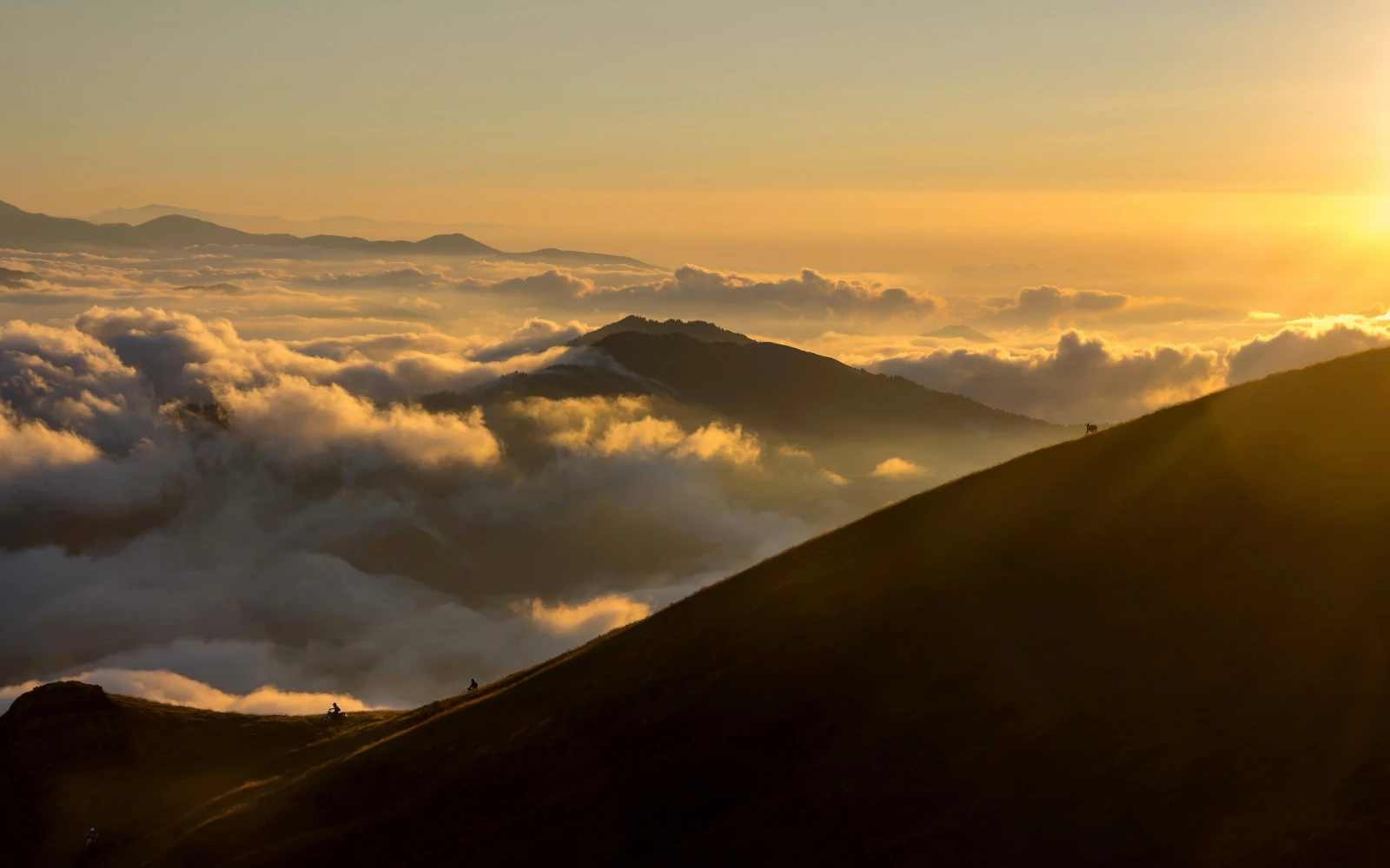 Huser Plateau Sunset Tour — a popular private tour in Trabzon & Rize by Allway Tour