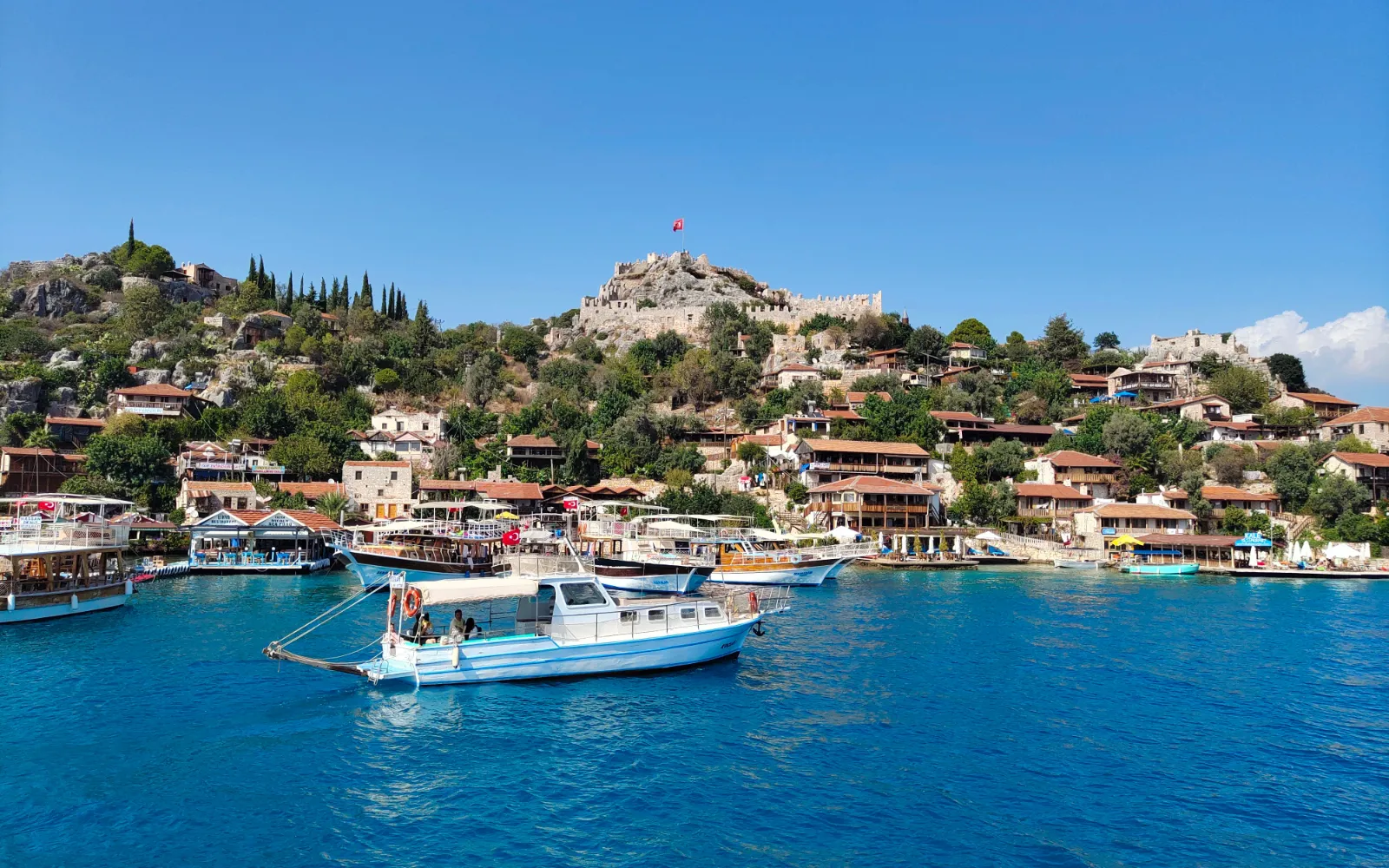 A quiet turquoise cove typical of Türkiye's Lycian coastline near Kekova